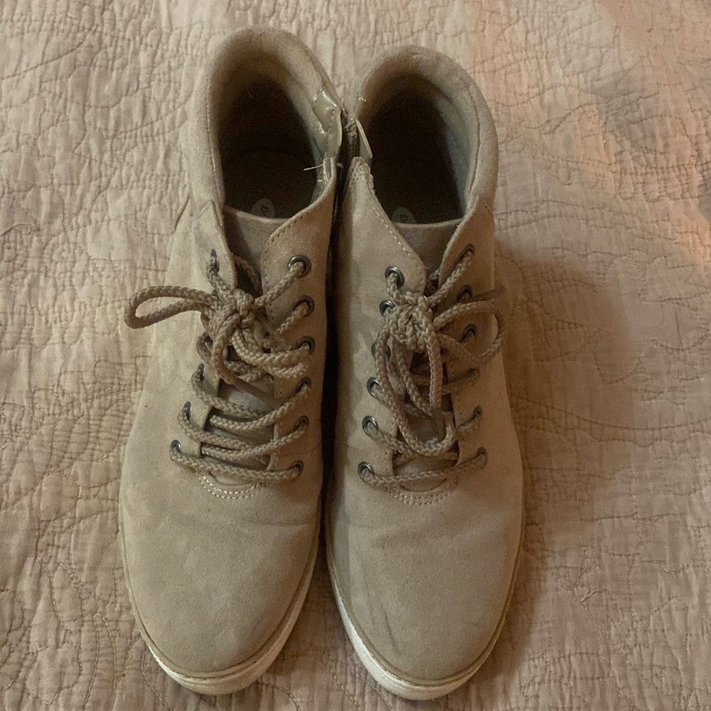 Dr. Scholls wedge booties